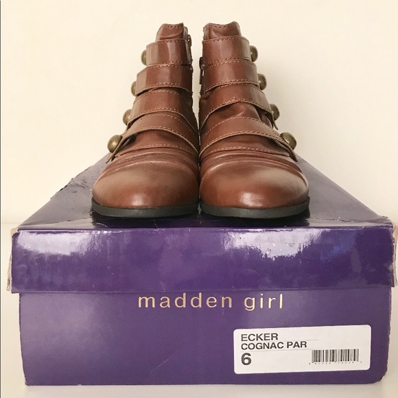 Sold-😢💔👉🏼Madden Girl Ecker booties - Picture 6 of 6